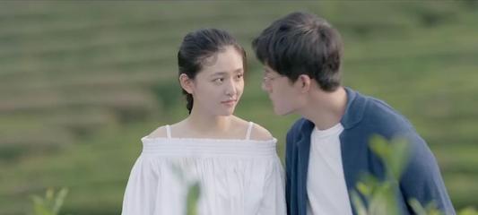 广东一21岁女子宿舍生子扔垃圾桶，她为何这么做？其中有何隐情？游戏画面